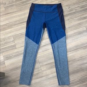 OV TechSweat Leggings in tritone blue Size M